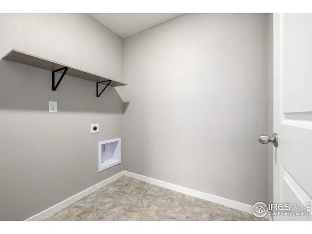 a view of a storage & utility room