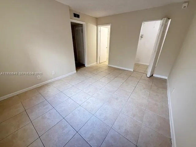 $2,300 | 10773 Cleary Boulevard, Unit 201, Plantation, FL 33324