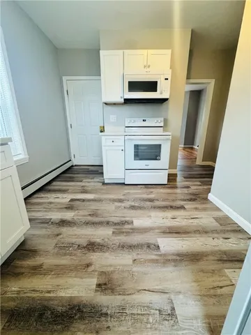 $1,800 | 9 Maryland Avenue, Unit 1, Pawtucket, RI 02860