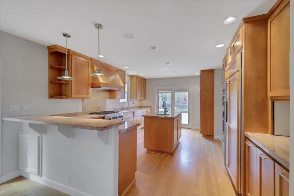 $995,000 | 551 Southgate Road, Sacramento, CA 95815