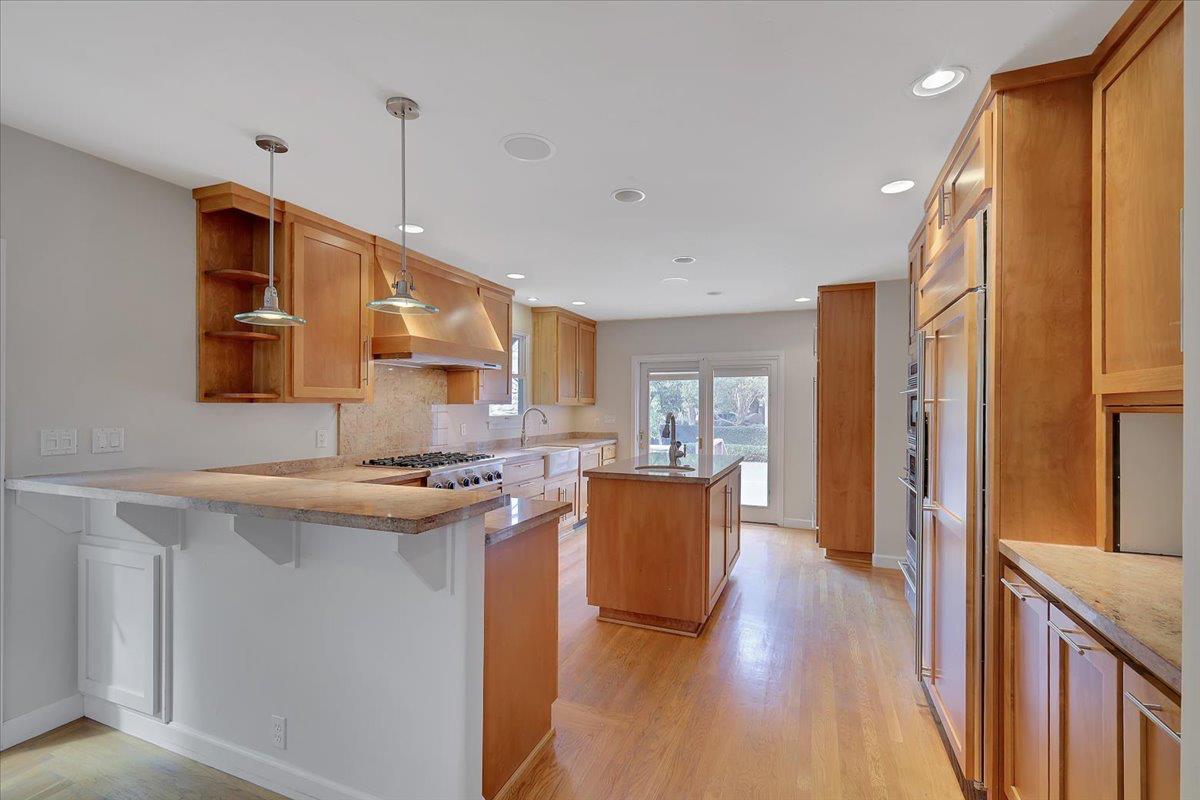 551 Southgate Road Sacramento, CA 95815 - Photo 16 of 89