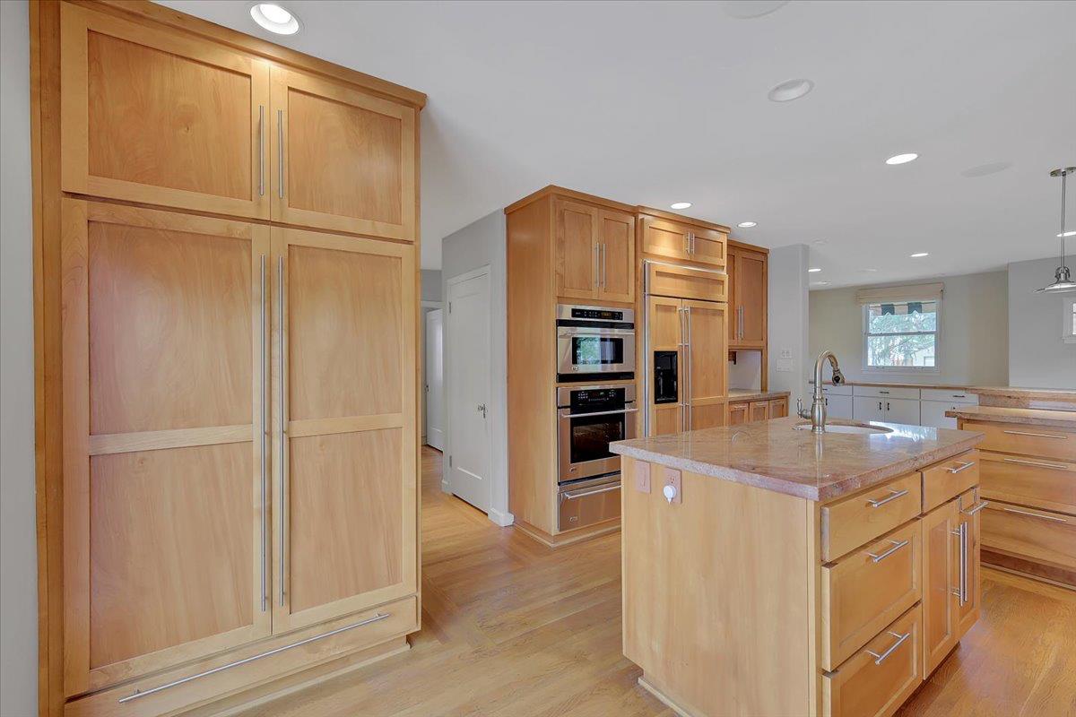 551 Southgate Road Sacramento, CA 95815 - Photo 18 of 89