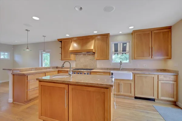 $995,000 | 551 Southgate Road, Sacramento, CA 95815