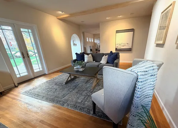 $995,000 | 551 Southgate Road, Sacramento, CA 95815