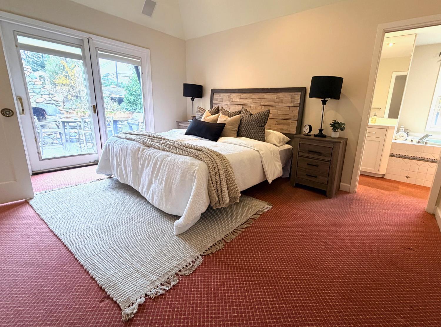 551 Southgate Road Sacramento, CA 95815 - Photo 34 of 89