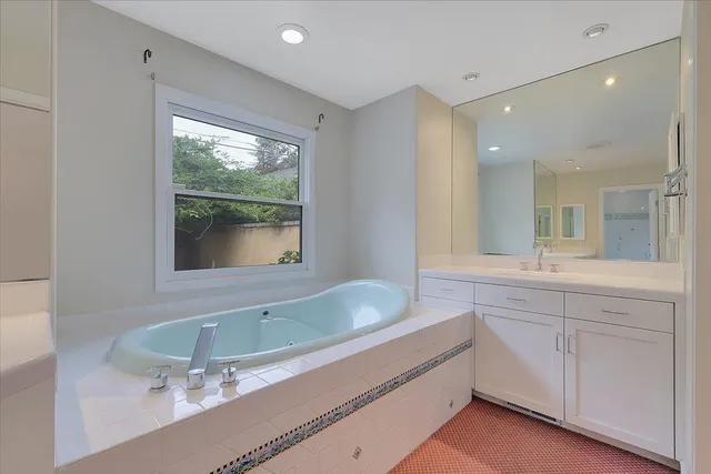 $995,000 | 551 Southgate Road, Sacramento, CA 95815