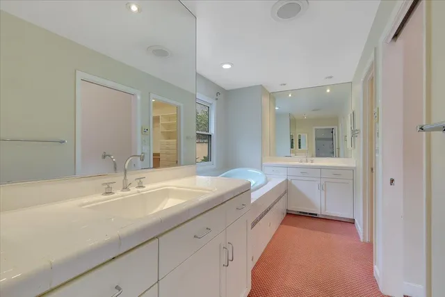 $995,000 | 551 Southgate Road, Sacramento, CA 95815