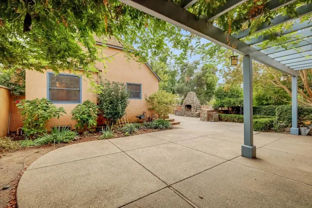 $995,000 | 551 Southgate Road, Sacramento, CA 95815