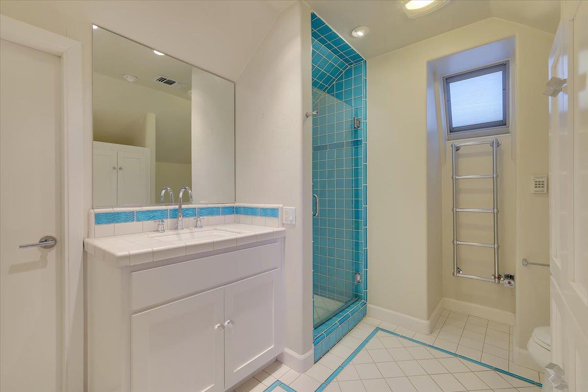 551 Southgate Road Sacramento, CA 95815 - Photo 80 of 89