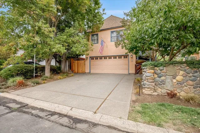 $995,000 | 551 Southgate Road, Sacramento, CA 95815