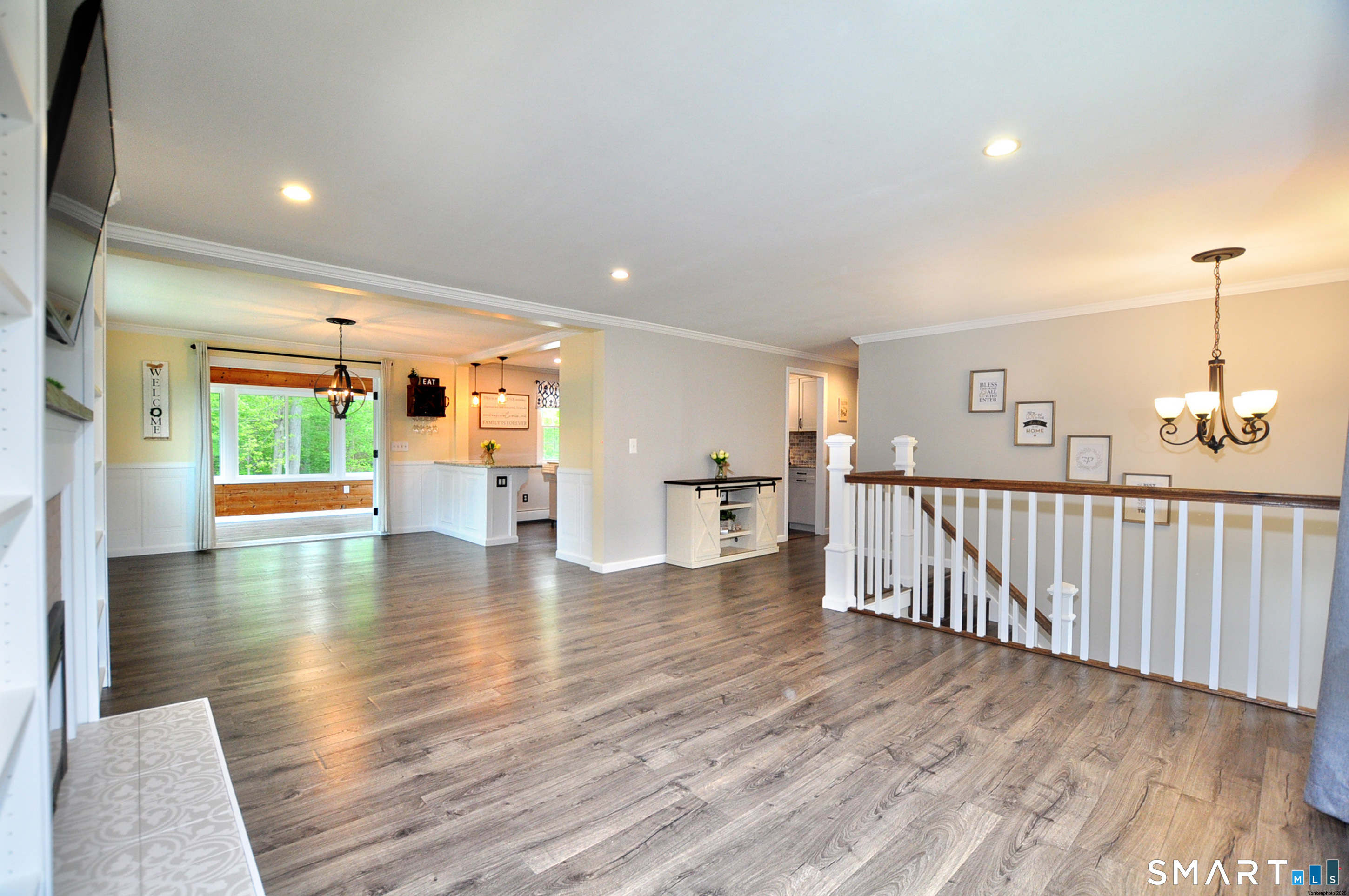 85 Winthrop Road Windsor, CT 06095 - Photo 5 of 36