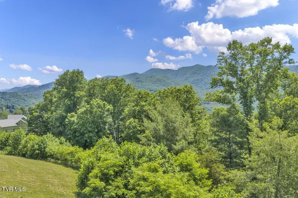 $130,000 | Lot 30 Eagle Rdg Parkway, Unit 30, Butler, TN 37640