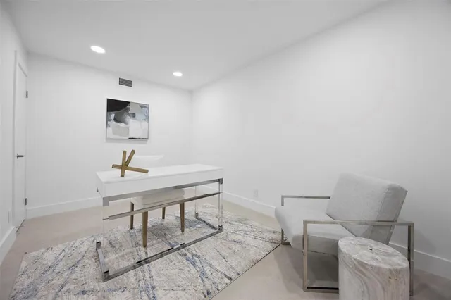 $2,400,000 | 7571 Estrella Circle, Boca Raton, FL 33433