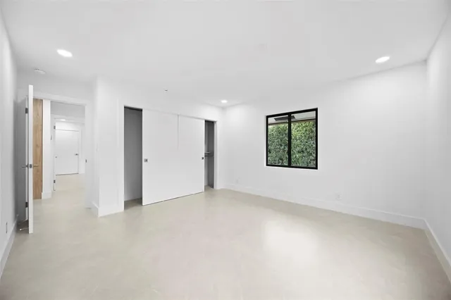 $2,400,000 | 7571 Estrella Circle, Boca Raton, FL 33433