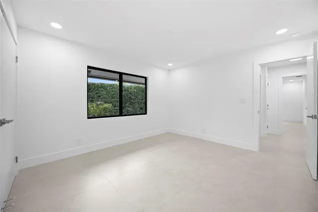 $2,400,000 | 7571 Estrella Circle, Boca Raton, FL 33433