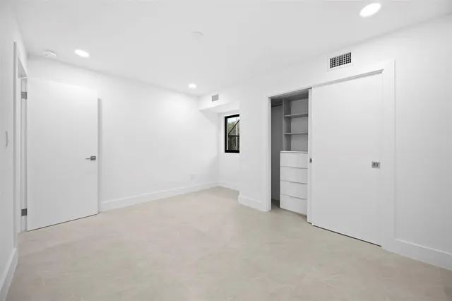 $2,400,000 | 7571 Estrella Circle, Boca Raton, FL 33433