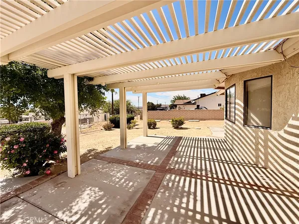 $475,000 | 14890 Apple Valley Road, Apple Valley, CA 92307
