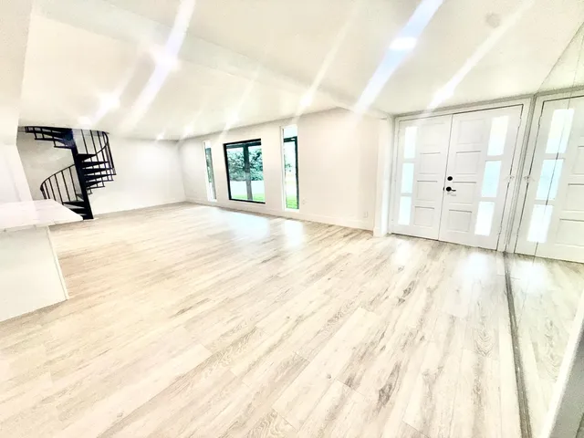 $1,390,000 | 10326 North Fowler Avenue, Clovis, CA 93619