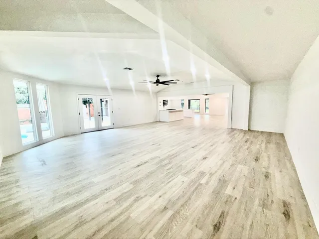 $1,390,000 | 10326 North Fowler Avenue, Clovis, CA 93619