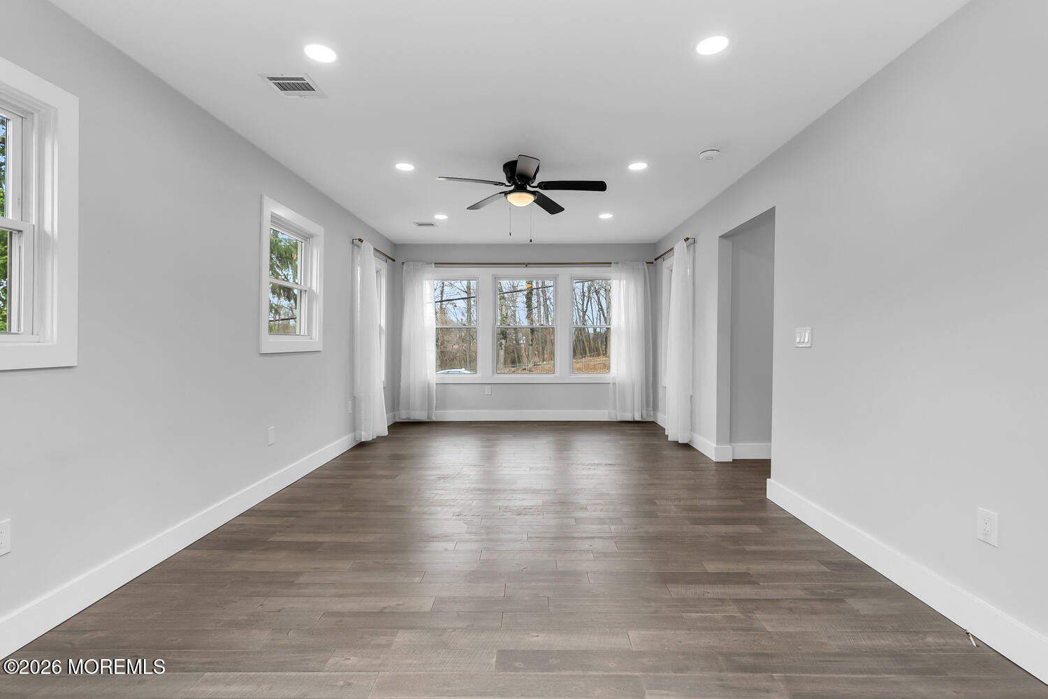 91 Locust Avenue Red Bank, NJ 07701 - Photo 13 of 26 91 Locust Ave Red Bank NJ-large-009-030-