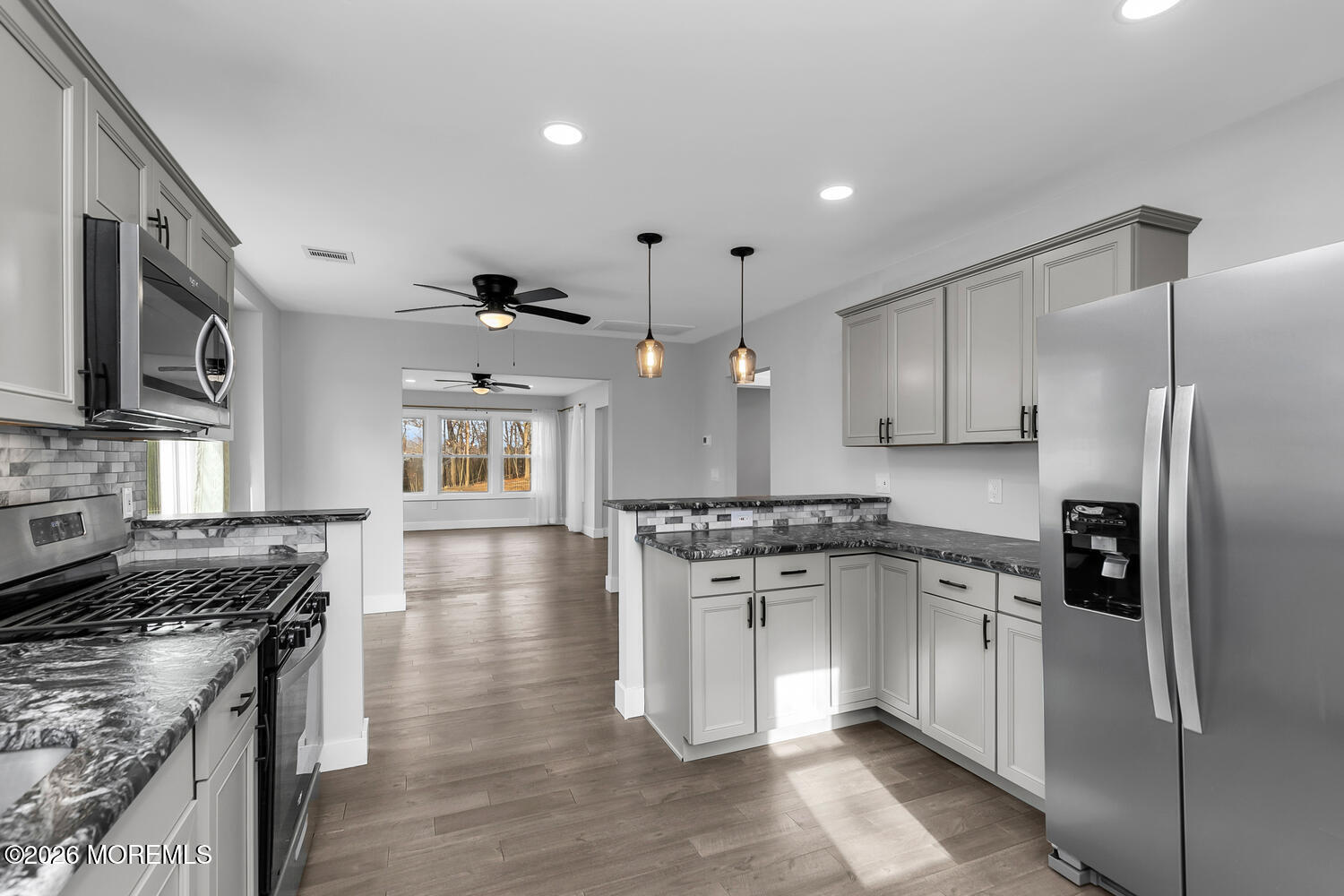 91 Locust Avenue Red Bank, NJ 07701 - Photo 6 of 26 91 Locust Ave Red Bank NJ-large-021-037-