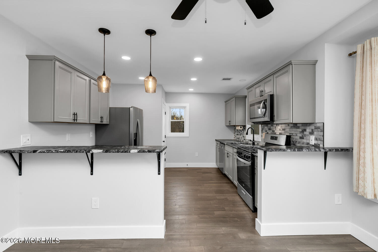 91 Locust Avenue Red Bank, NJ 07701 - Photo 9 of 26 91 Locust Ave Red Bank NJ-large-018-025-