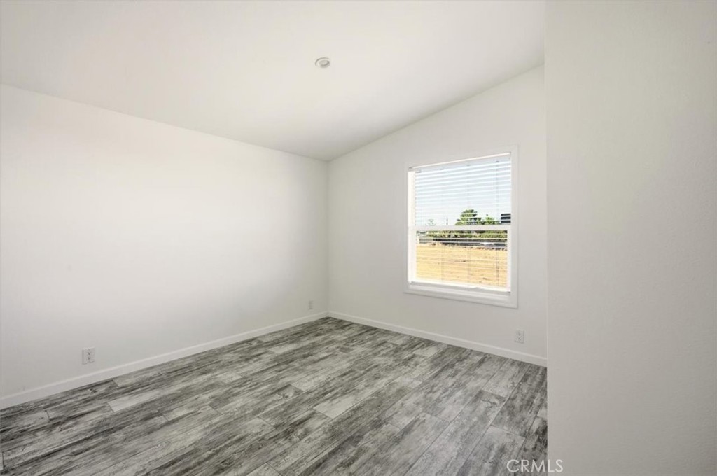 9622 Via Verde Avenue Pinon Hills, CA 92372 - Photo 16 of 48