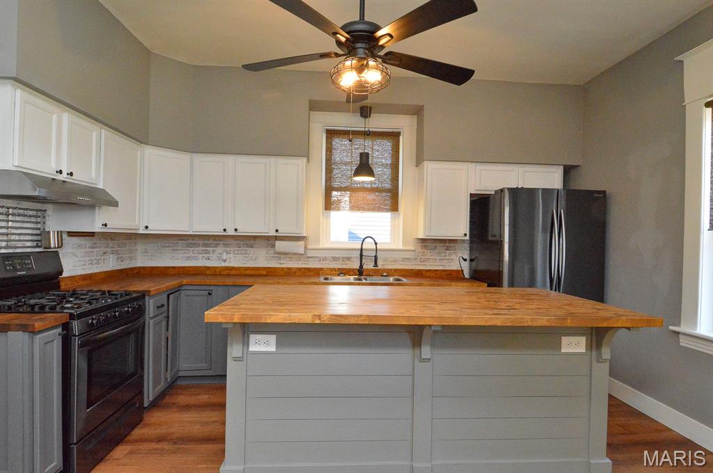 302 West 3rd Street O'Fallon, IL 62269 - Photo 18 of 50