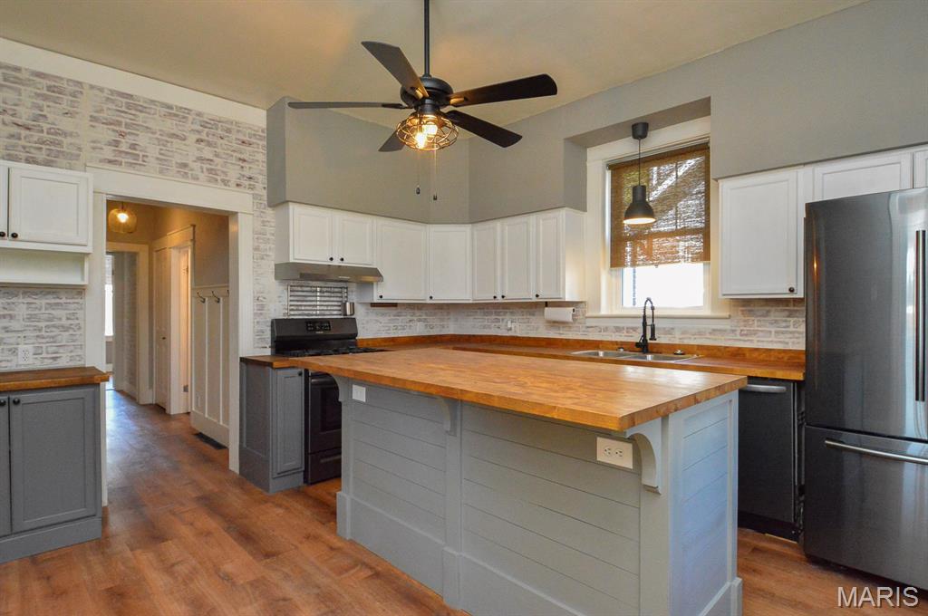 302 West 3rd Street O'Fallon, IL 62269 - Photo 19 of 50