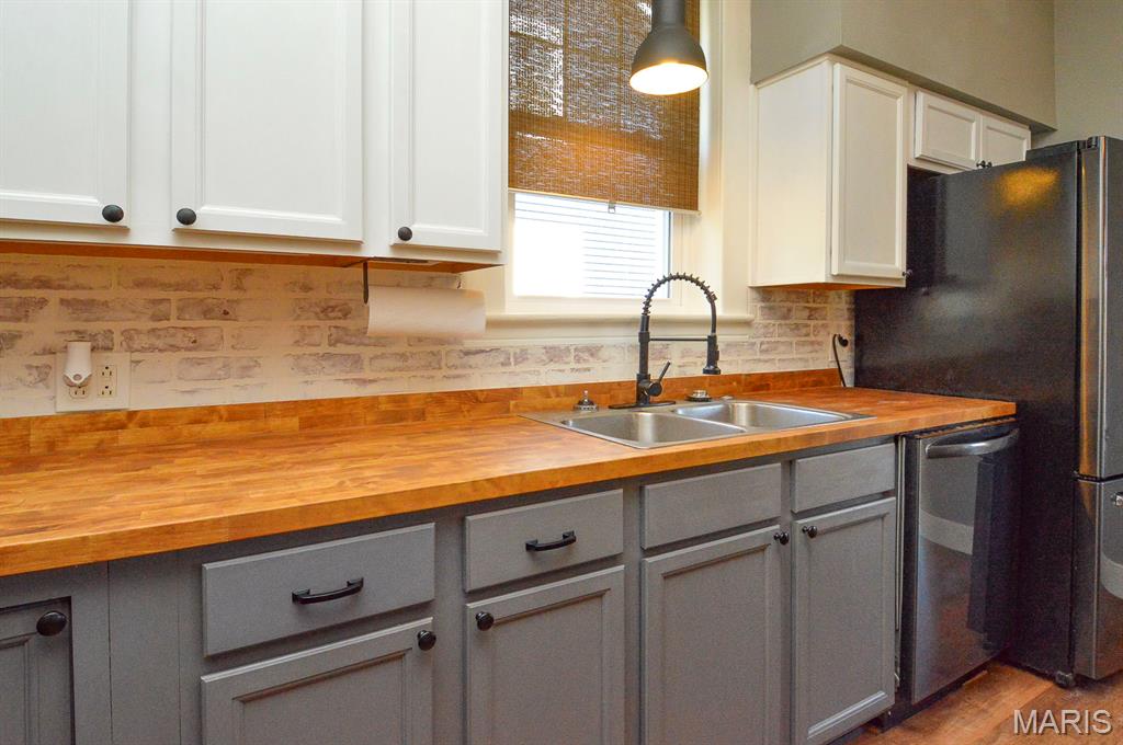 302 West 3rd Street O'Fallon, IL 62269 - Photo 21 of 50