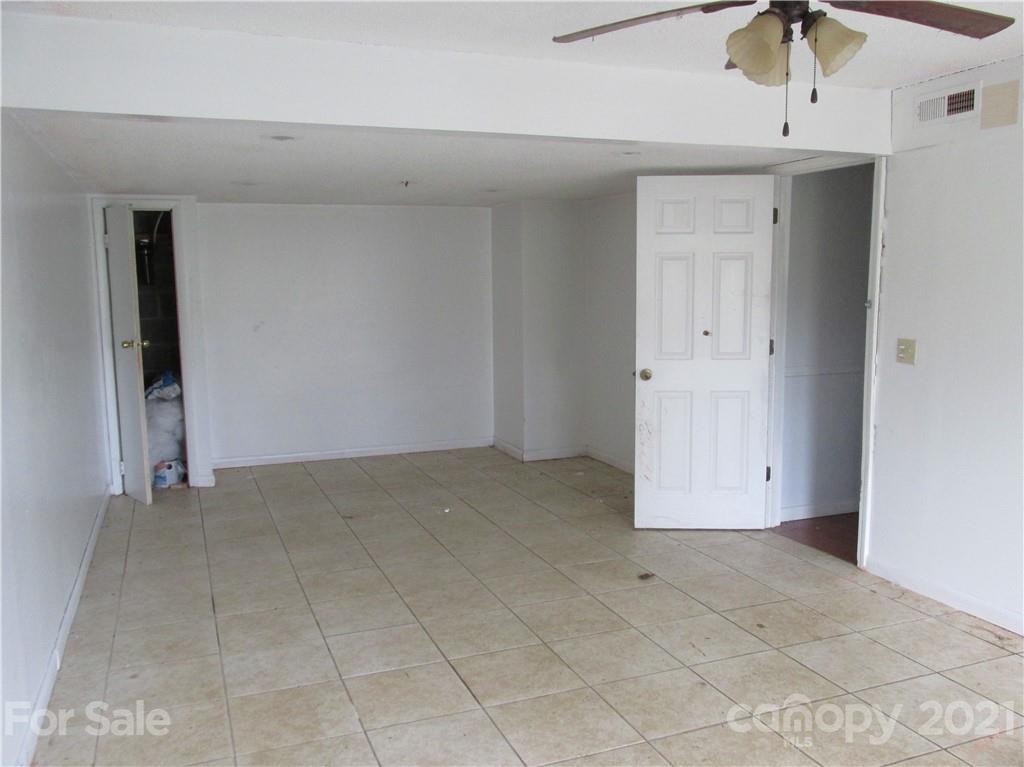 356 Desoto Road Sylva, NC 28779 - Photo 8 of 10 Gallery Image 8