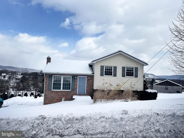 $210,000 | 130 Hill Street, Milroy, PA 17063