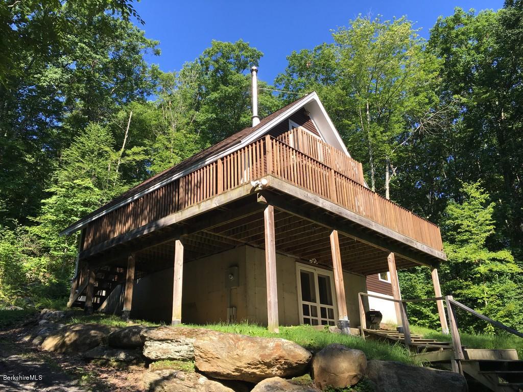 27 Monument Valley Road Great Barrington, MA 01230 - Photo 2 of 29 Left
