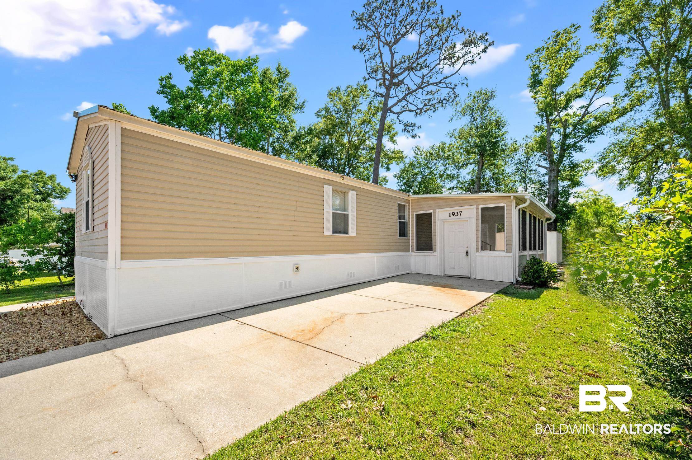 1937 Ridgewood Drive Lillian, AL 36549 - Photo 3 of 29