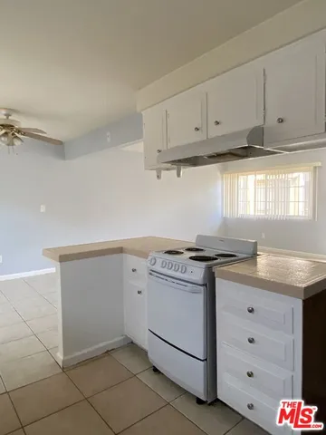 $2,450 | 1215 Amethyst Street, Unit D, Redondo Beach, CA 90277