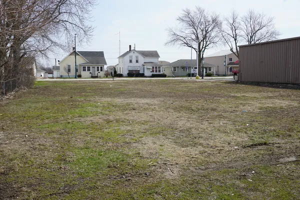$150,000 | N Locust Block 7 Street, Manteno, IL 60950
