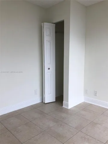 $2,050 | 601 Three Islands Boulevard, Unit 316, Hallandale Beach, FL 33009