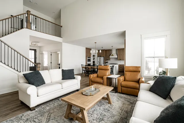 $859,900 | W274-n6937 Pintail Court, Lisbon, WI 53089