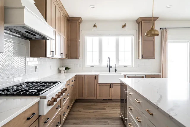 $859,900 | W274-n6937 Pintail Court, Lisbon, WI 53089