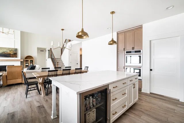 $859,900 | W274-n6937 Pintail Court, Lisbon, WI 53089