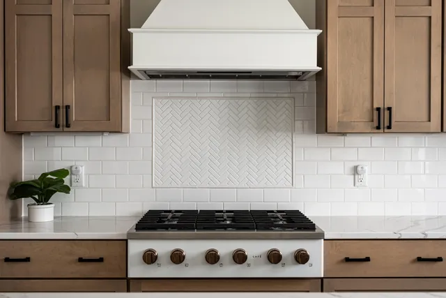 $859,900 | W274-n6937 Pintail Court, Lisbon, WI 53089