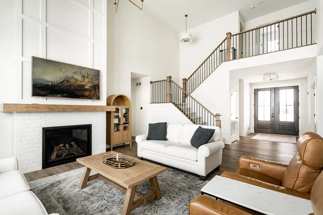 $859,900 | W274-n6937 Pintail Court, Lisbon, WI 53089