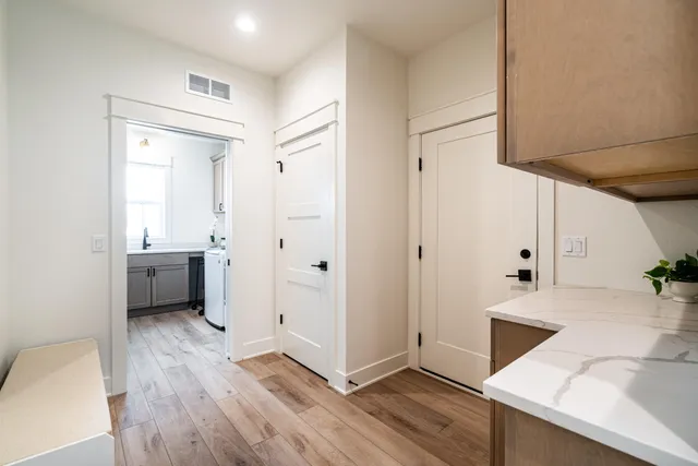 $859,900 | W274-n6937 Pintail Court, Lisbon, WI 53089