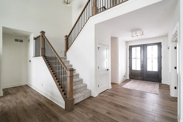 $859,900 | W274-n6937 Pintail Court, Lisbon, WI 53089