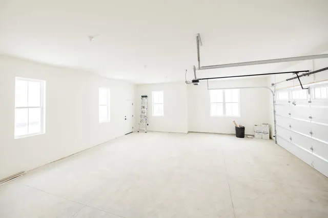 $859,900 | W274-n6937 Pintail Court, Lisbon, WI 53089