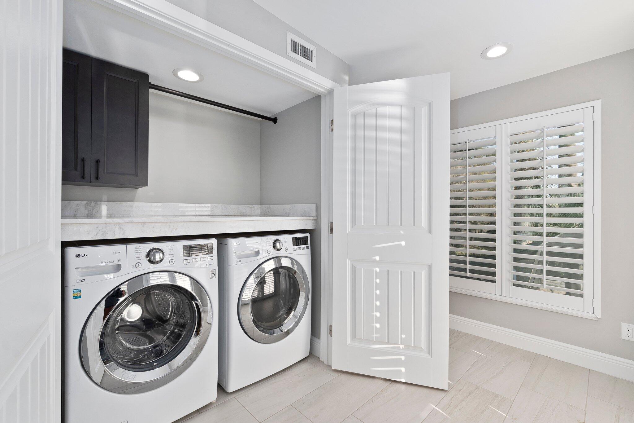 611 Southwest Timber Trail Stuart, FL 34997 - Photo 22 of 56 Washer/Dryer