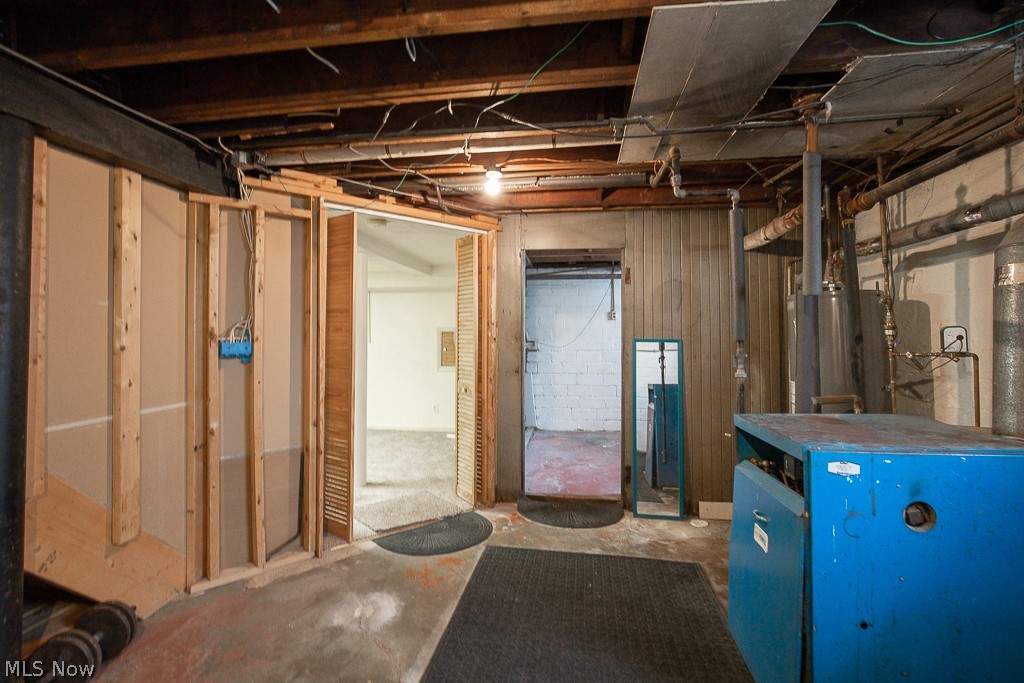 3571 Harvey Road Cleveland, OH 44118 - Photo 31 of 40 Basement utility room