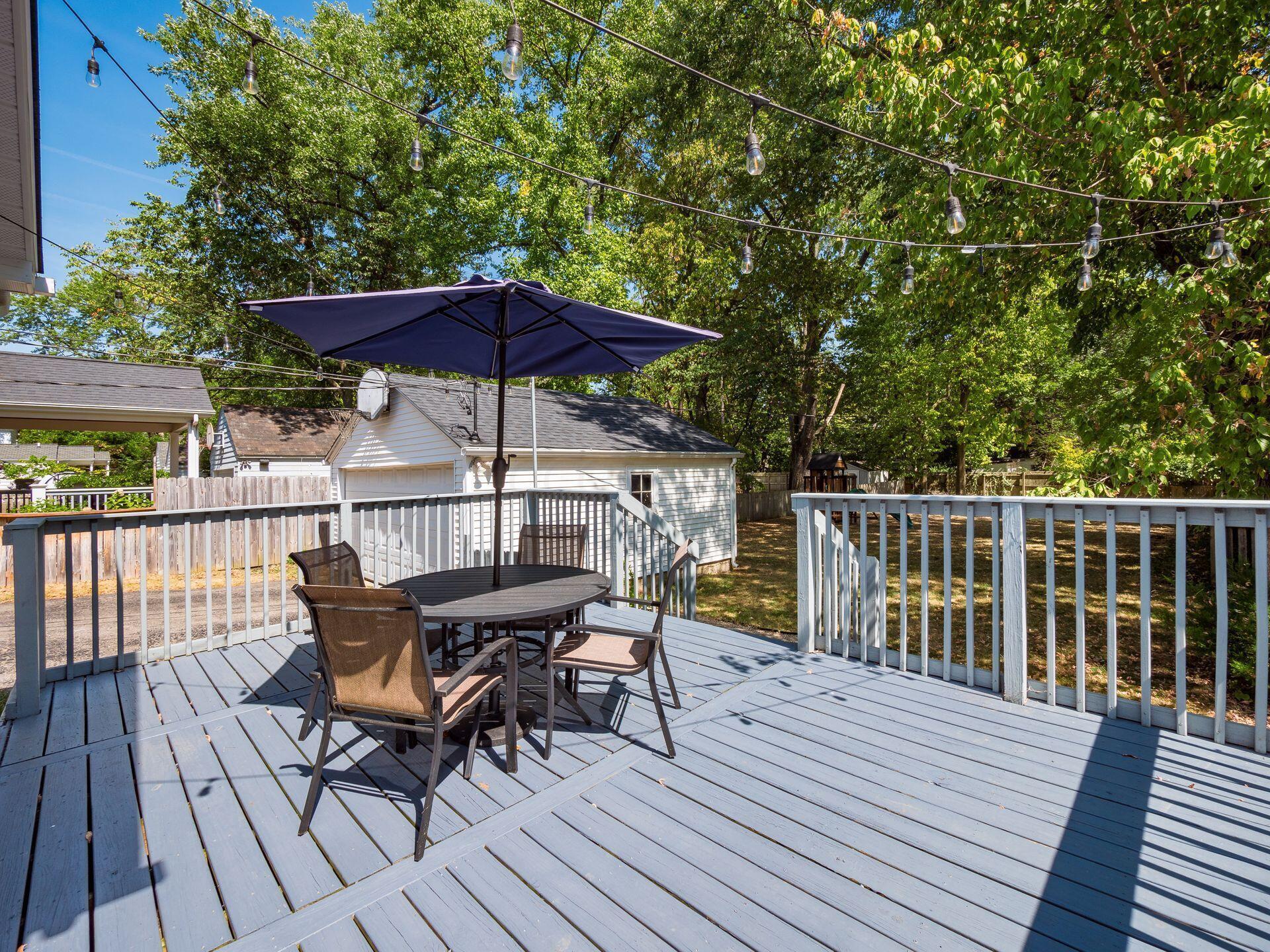 206 North Stanwood Road Bexley, OH 43209 - Photo 44 of 60 Deck