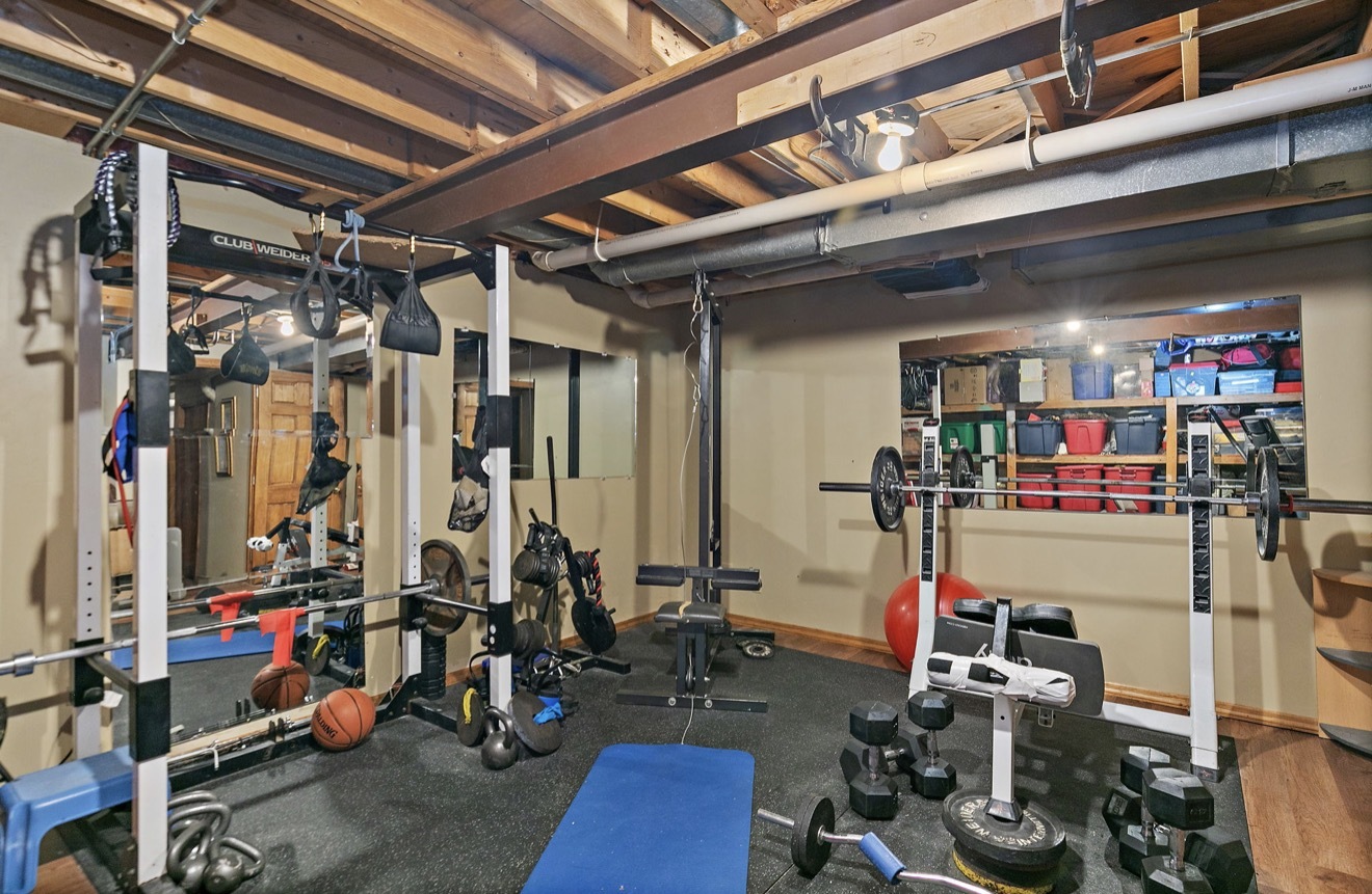 11612 Becky Lee Huntley, IL 60142 - Photo 28 of 33 a view of a room with gym equipment