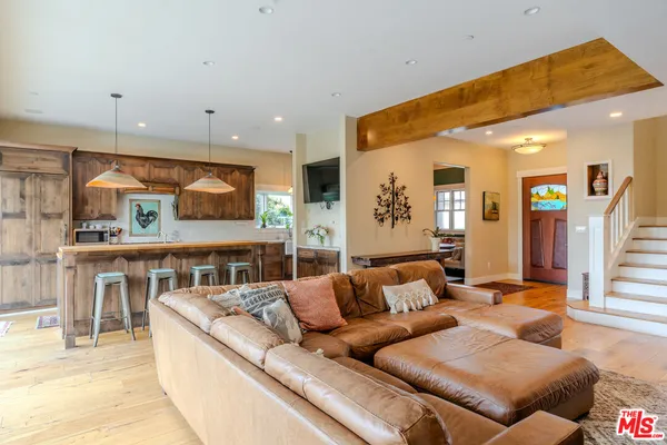 $11,750 | 5903 Tellefson Road, Culver City, CA 90230